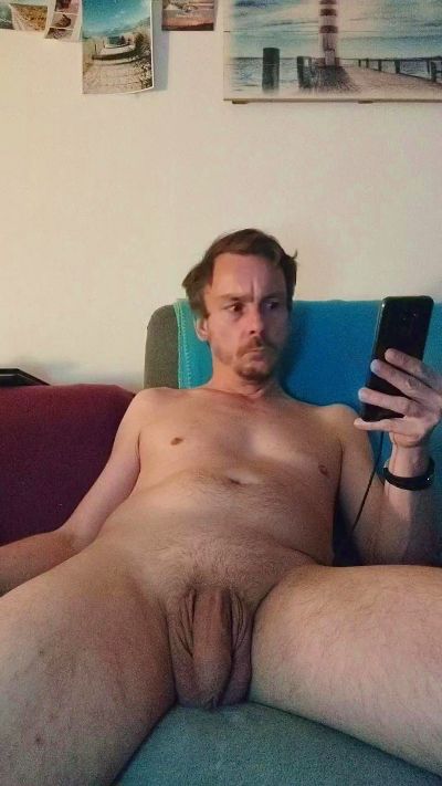 larswars1983 live cam on Cam4