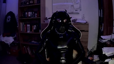 latex_diver34 live cam on Cam4