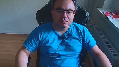 latexboyxxx live cam on Cam4