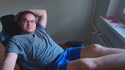 latexboyxxx live cam on Cam4