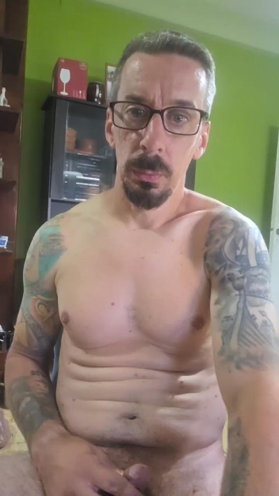 latin244 webcam hombre en vivo desde Argentina