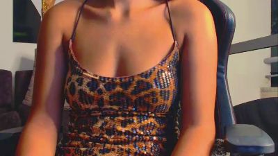 latin_couple77 live cam on Cam4
