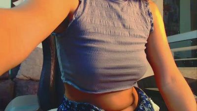 latin_couple77 live cam on Cam4