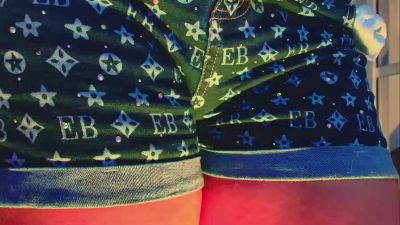 latin_couple77 live cam on Cam4