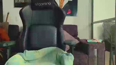latin_couple77 live cam on Cam4