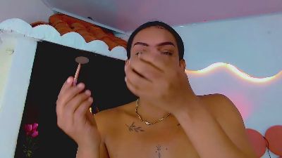 latina_megan live cam on Cam4