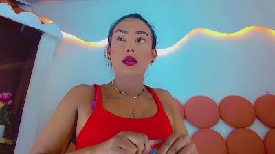 latina_megan live cam on Cam4