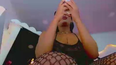 latina_megan live cam on Cam4