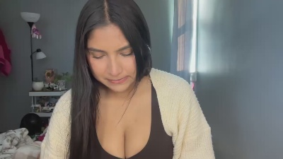 latinamamii live cam on Cam4
