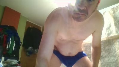 latinbeast80 live cam on Cam4