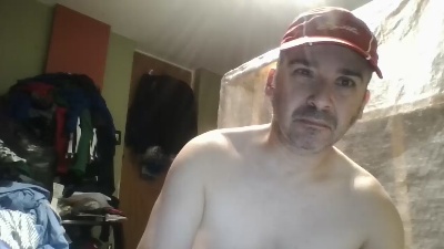 latinbeast80 live cam on Cam4
