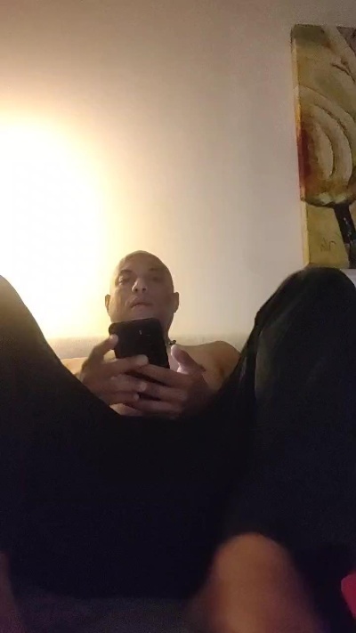 latinomulat1 live cam on Cam4