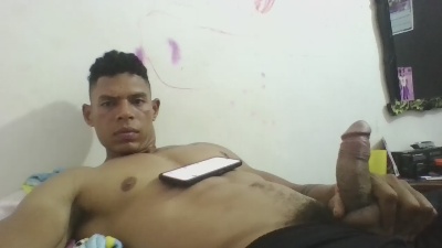 latinoxxl22cm live cam on Cam4