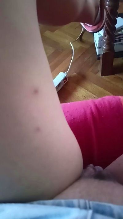 laura2062 live cam on Cam4