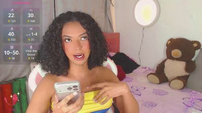 lauracollingsss live cam on Cam4