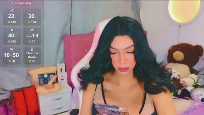 lauracollingsss live cam on Cam4