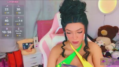 lauracollingsss live cam on Cam4