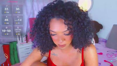 lauracollingsss live cam on Cam4