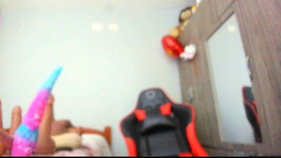 laureen777 live cam on Cam4