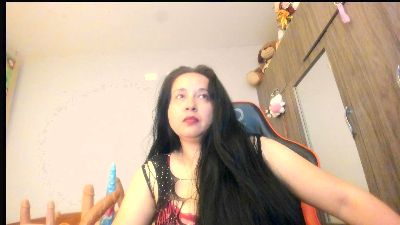 laureen777 live cam on Cam4