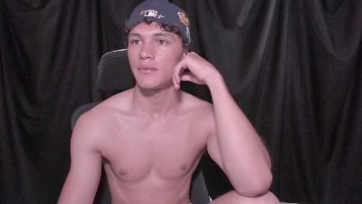 laureent__ live cam on Cam4