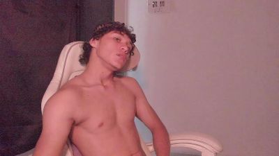 laureent__ live cam on Cam4