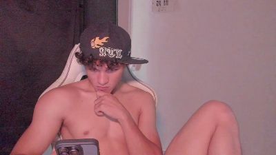 laureent__ live cam on Cam4