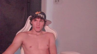 laureent__ live cam on Cam4