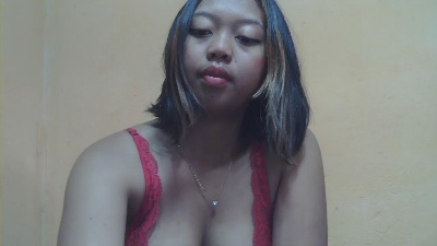 laurencia9794 live cam on Cam4