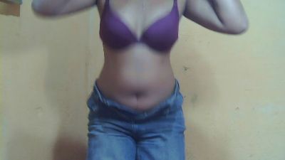 laurencia9794 live cam on Cam4