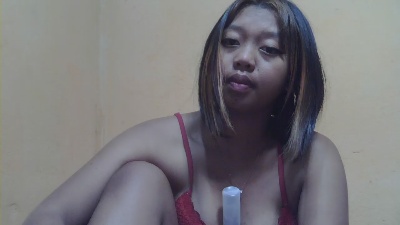 laurencia9794 live cam on Cam4