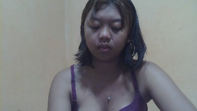 laurencia9794 live cam on Cam4