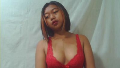 laurencia9794 live cam on Cam4