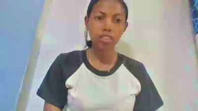 layah6 live cam on Cam4