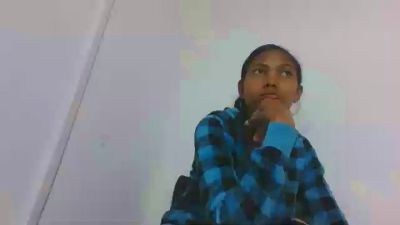 layah6 live cam on Cam4