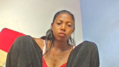 layah6 live cam on Cam4