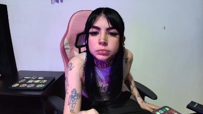 laylahance20 live cam on Cam4
