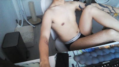 lazybird8899 live cam on Cam4
