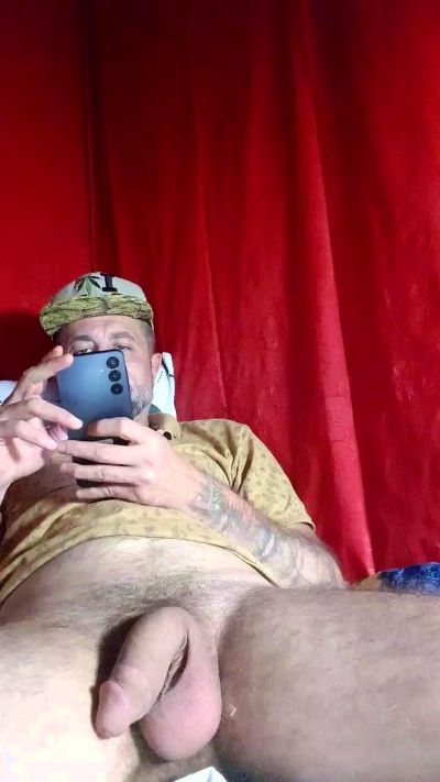 leandro2199 live cam on Cam4