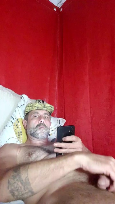 leandro2199 live cam on Cam4