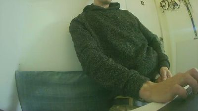 leandrogallo live cam on Cam4