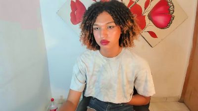 leanishugecock live cam on Cam4
