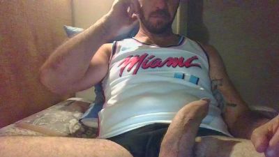 leccafighe10 live cam on Cam4