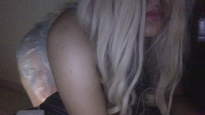 lechitadefresa4 live cam on Cam4