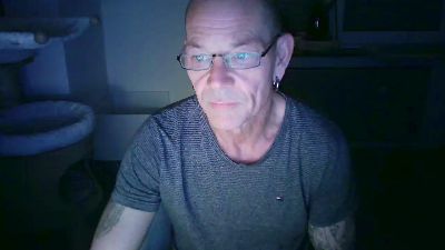 lefty99 live cam on Cam4