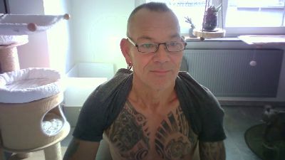 lefty99 live cam on Cam4