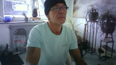 lefty99 live cam on Cam4