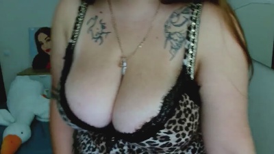 leila_beayte_ live cam on Cam4