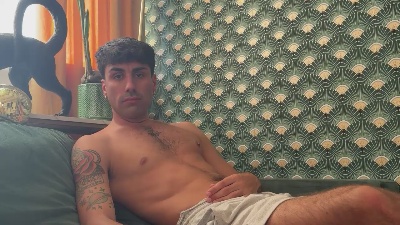lele03roma live cam on Cam4