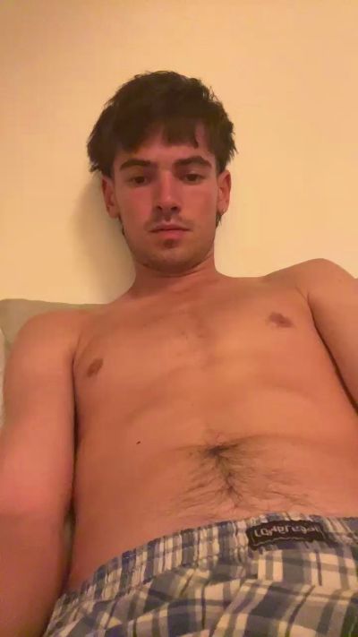 lelele44 live cam on Cam4